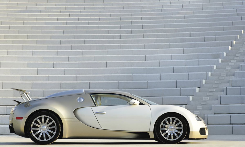 Golden Bugatti Veyron Sparks Even More Gold Diggers goldbugattiveyron3